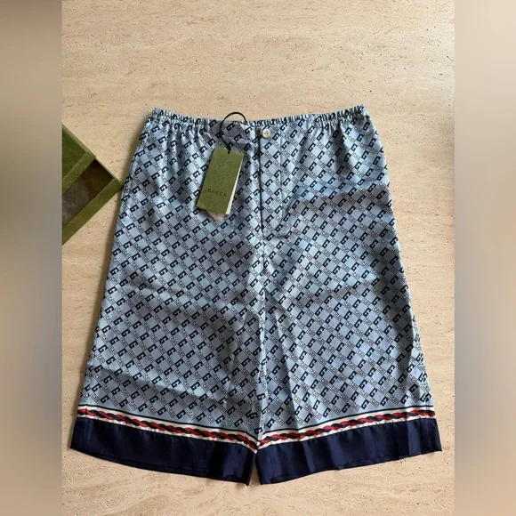 NWT GUCCI GG-PRINTSILKBLUE SHORTS Designer Sz 46 - US Sz S